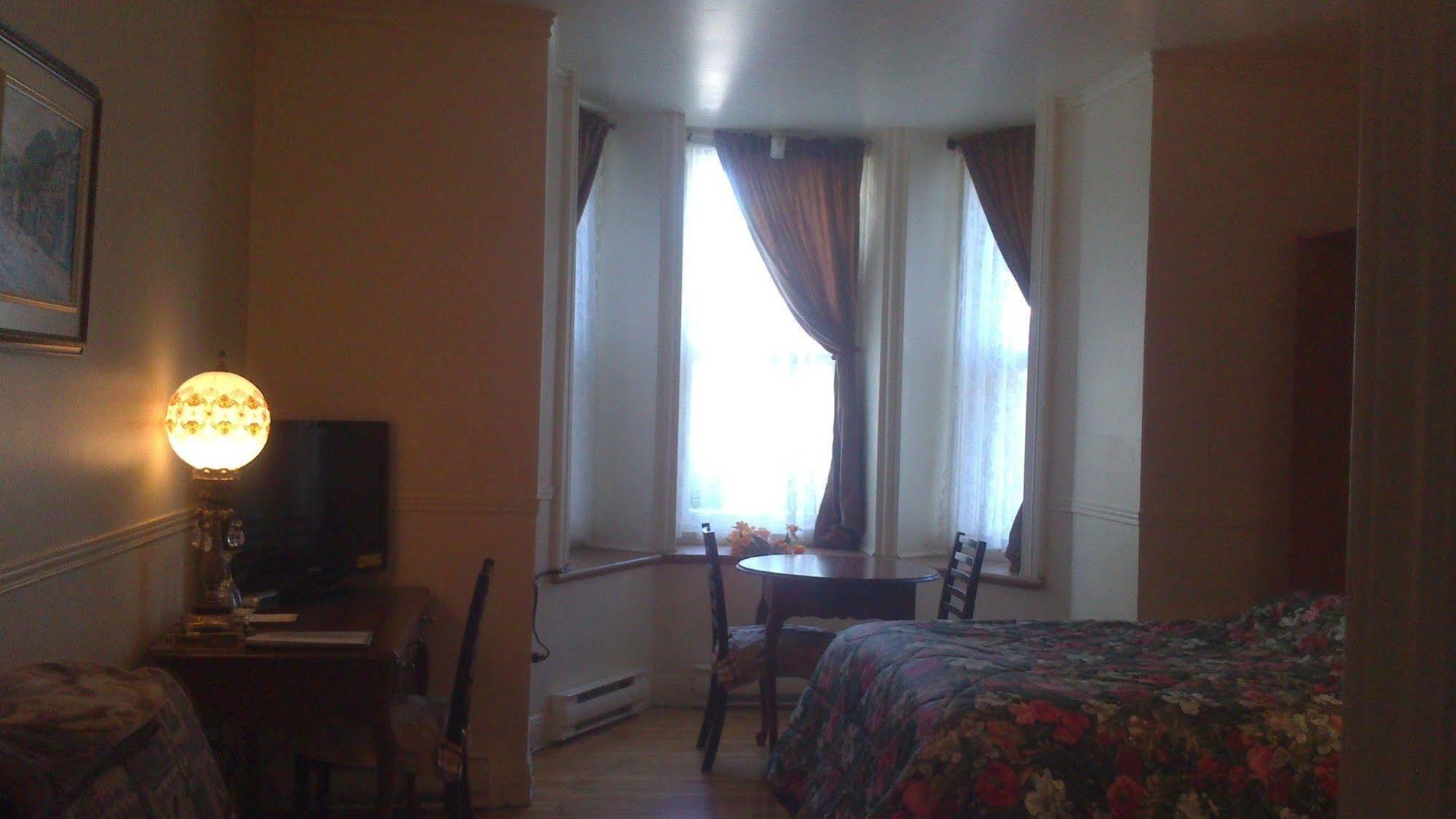 B&B Manoir Mon Calme Квебек Экстерьер фото